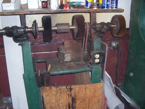 Complete shoe & leather repair shop+inventory low res